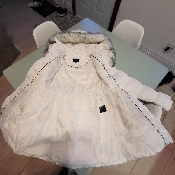 Down/Feather Winter Coat by Laundry by Shelli Segal - Picture 8 of 8